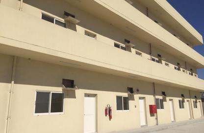 Labor Camp - Studio - 7+ Bathrooms for rent in Al Hayl - Fujairah