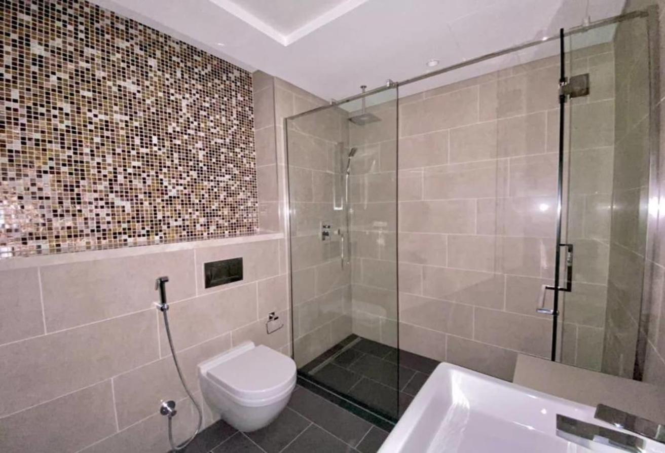 Park View | Renovated | High Floor photo 7