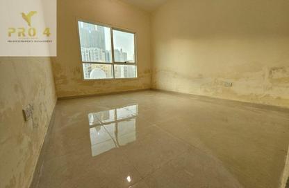 Apartment - 2 Bedrooms - 3 Bathrooms for rent in Hamdan Street - Abu Dhabi