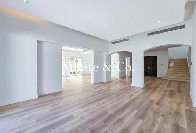 53172028 - Property Image 2