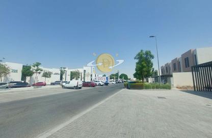 Villa - 4 - 6 for sale in Nasma Residence - Al Tai - Sharjah
