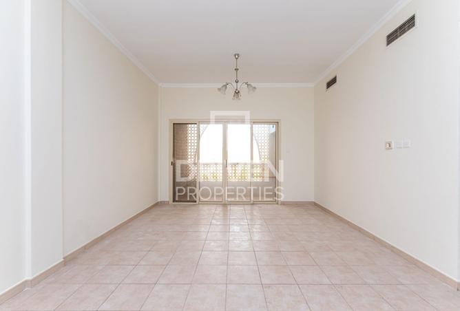 125151215 - Property Main Image