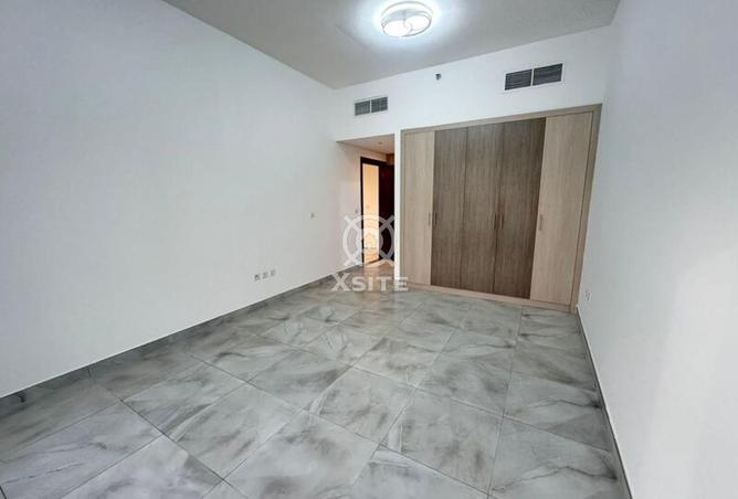 74252213 - Property Image 2