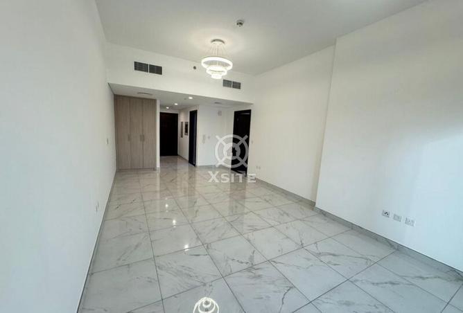 74252213 - Property Image 3