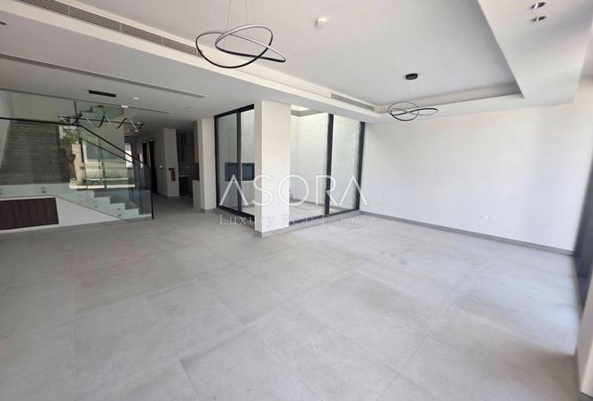 78205799 - Property Image 2