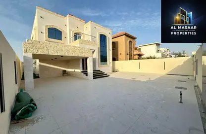 Villa - 5 Bedrooms - 7 Bathrooms for sale in Al Mowaihat 1 - Al Mowaihat - Ajman
