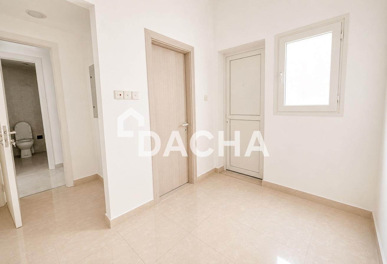 Fully Upgraded | Brand New | Lake view photo 18