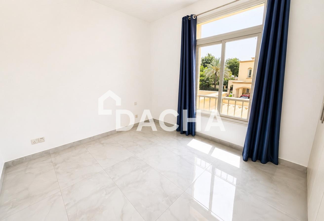 Fully Upgraded | Brand New | Lake view photo 11