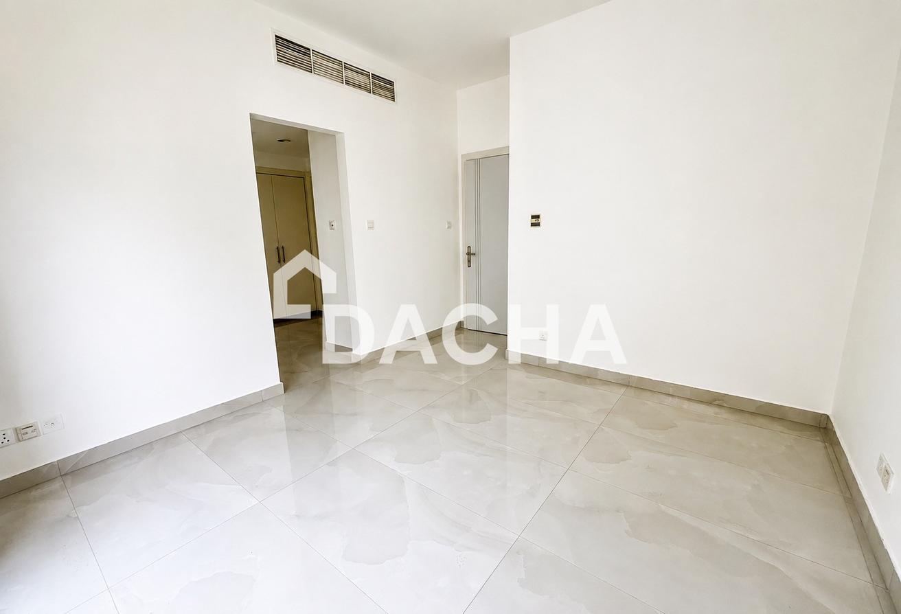 Fully Upgraded | Brand New | Lake view photo 10
