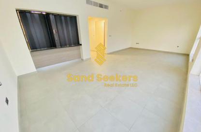 Apartment - 2 Bedrooms - 4 Bathrooms for rent in Al Rawdah - Abu Dhabi