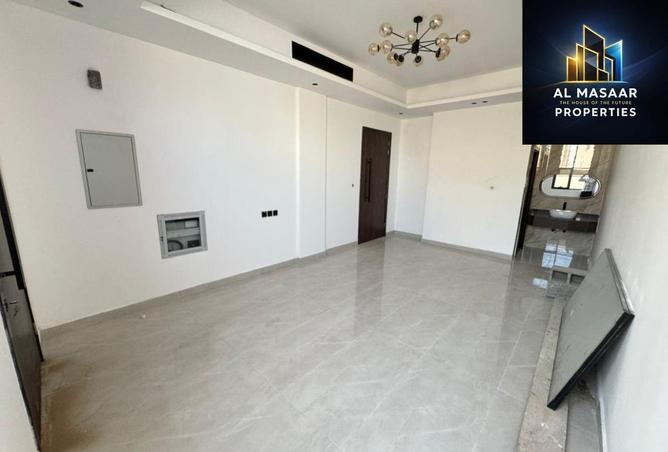 84065858 - Property Image 2