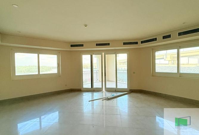 128367458 - Property Image 2