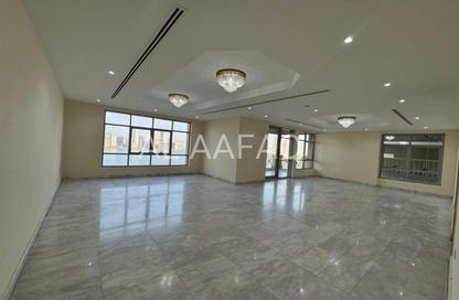 Apartment - 3 Bedrooms - 5 Bathrooms for rent in Al Majaz 3 - Al Majaz - Sharjah