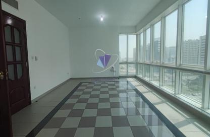 Apartment - 3 - 4 for rent in Corniche Road - Abu Dhabi