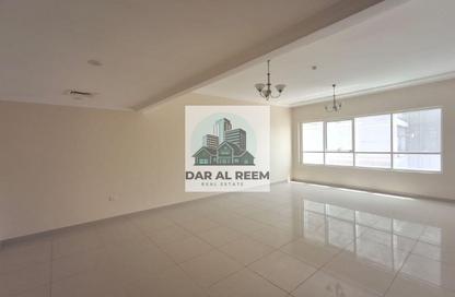Apartment - 2 - 3 for rent in Al Khan Corniche - Al Khan - Sharjah