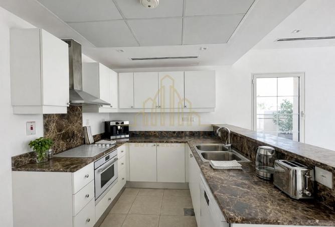 76175445 - Property Image 3