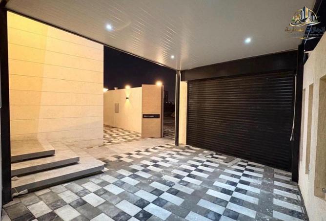 77803201 - Property Image 3