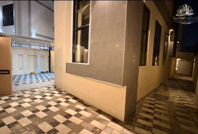 77803201 - Property Image 2