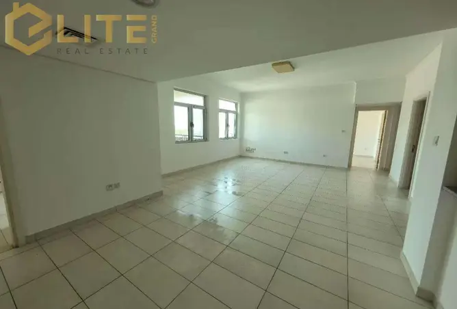 106426001 - Property Image 2