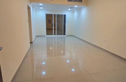 Apartment - 2 - 3 for rent in Al Jurf 3 - Al Jurf - Ajman Apartment - 2 - 3 for rent in Al Jurf 3 - Al Jurf - Ajman