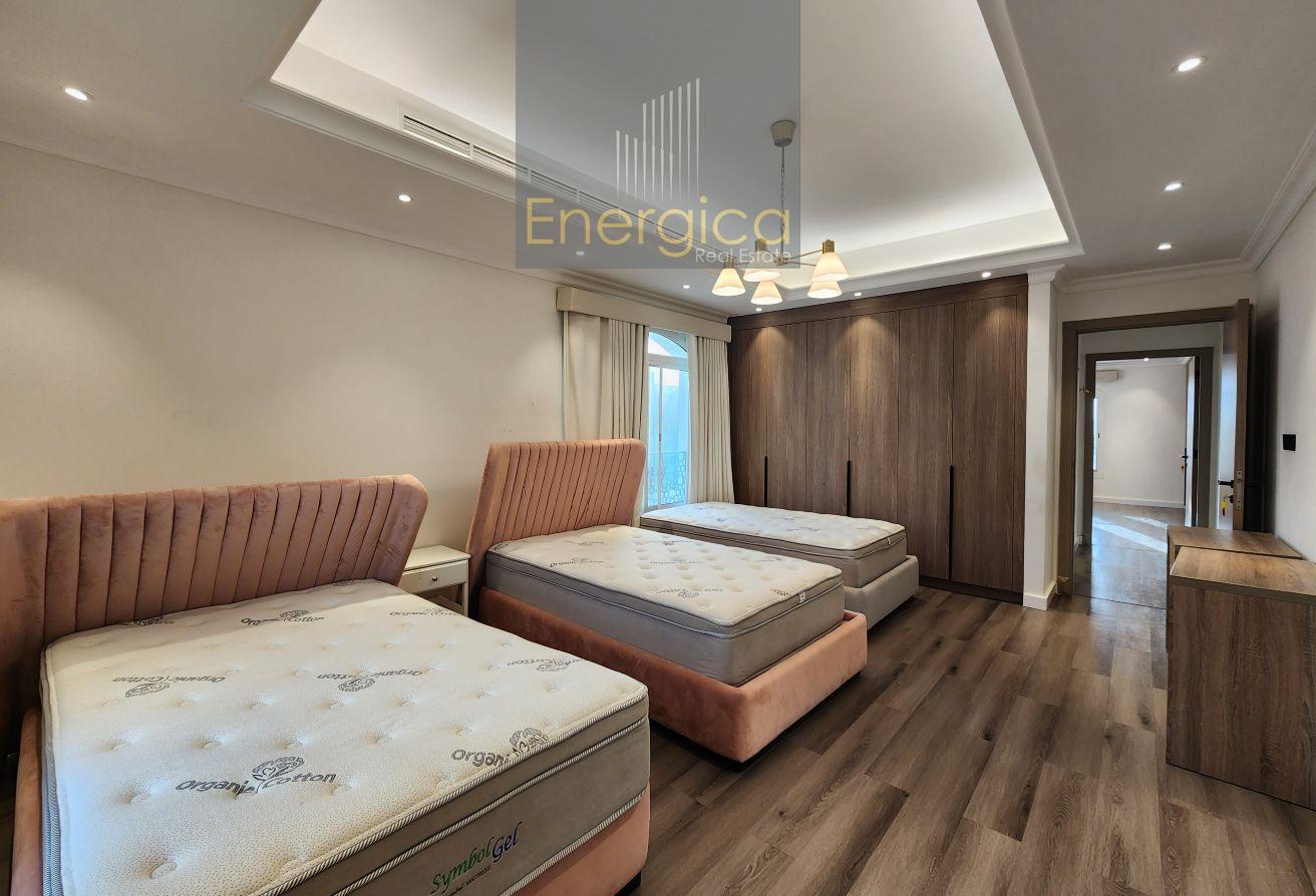 Beautifully Renovated 6BR Villa| Garden | Corner V photo 25
