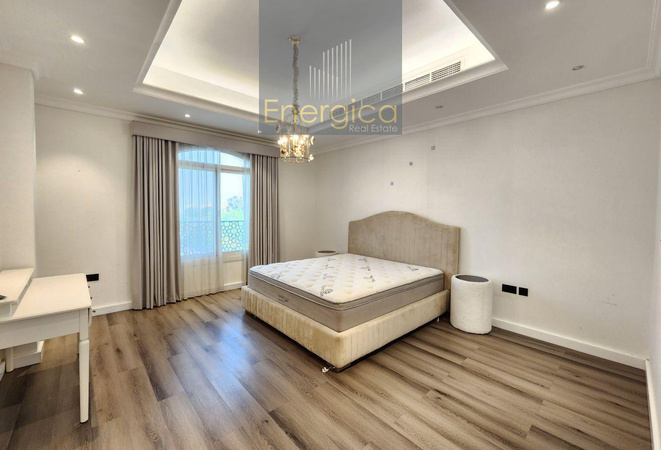 Beautifully Renovated 6BR Villa| Garden | Corner V photo 18