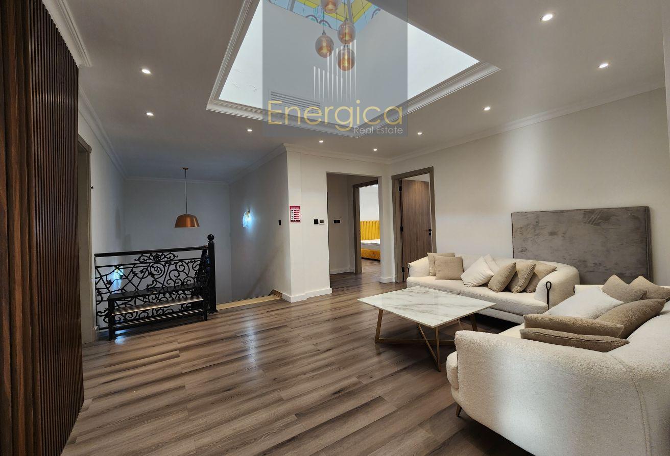 Beautifully Renovated 6BR Villa| Garden | Corner V photo 13