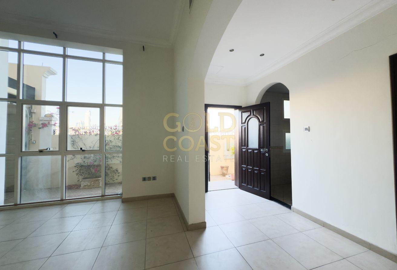 5BR Villa | Spacious layout | Prime Location photo 26