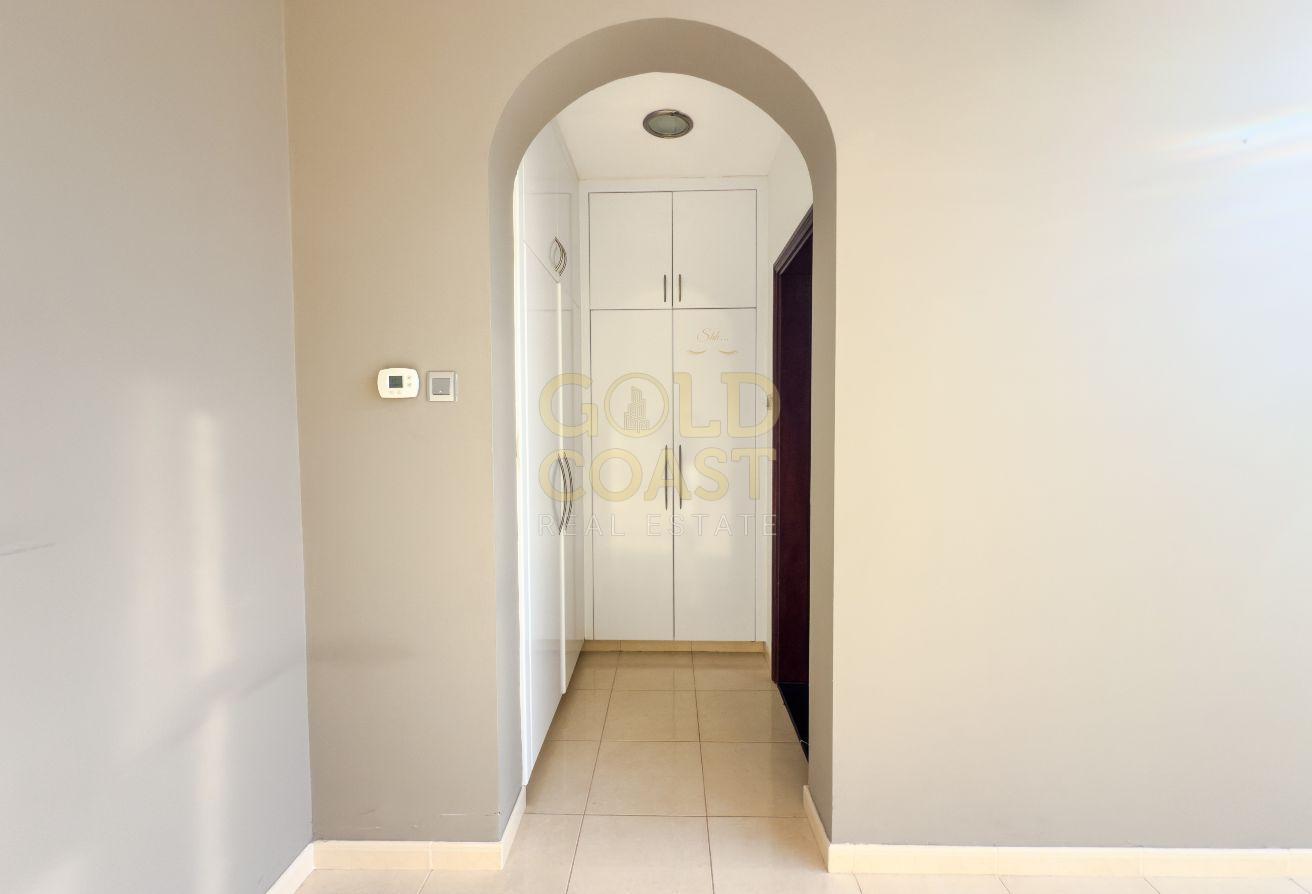5BR Villa | Spacious layout | Prime Location photo 16