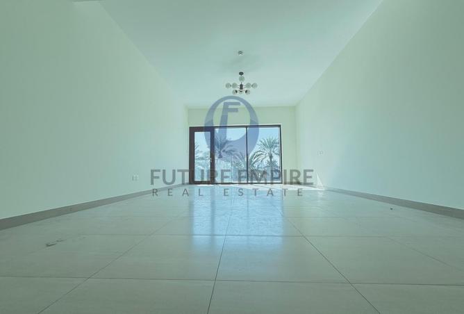 72720028 - Property Main Image