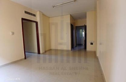 Apartment - 1 - 2 for rent in Muwailih Building - Muwaileh - Sharjah