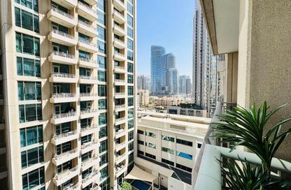 Apartment - Studio - 1 Bathroom for rent in Boulevard Central Tower 2 - Boulevard Central Towers - Downtown Dubai - Dubai Apartment - Studio - 1 Bathroom for rent in Boulevard Central Tower 2 - Boulevard Central Towers - Downtown Dubai - Dubai