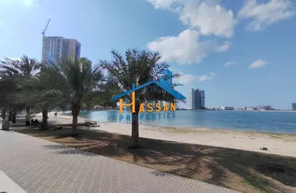 شقة - 3 غرف نوم - 4 حمامات للايجار في برج دانة الخان - الخان لاجون - الخان - الشارقة