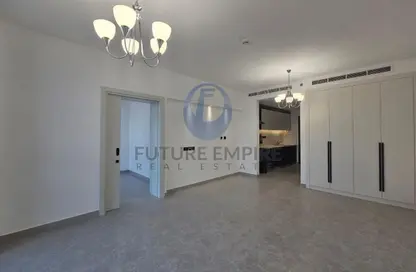 Apartment - Studio - 1 Bathroom for rent in Dubai Healthcare City - Bur Dubai - Dubai