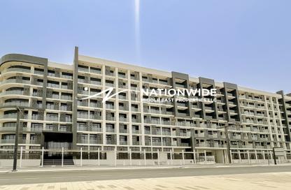 Apartment - 2 - 2 for rent in The Gate - Masdar City - Abu Dhabi