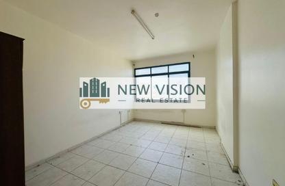 Apartment - 1 - 2 for rent in Qasimia 10 building - Al Mahatta - Al Qasimia - Sharjah Apartment - 1 - 2 for rent in Qasimia 10 building - Al Mahatta - Al Qasimia - Sharjah