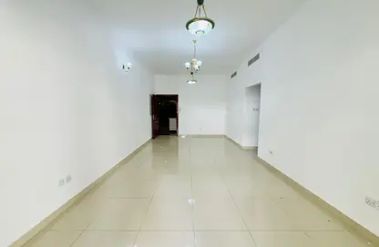 Apartment - 2 Bedrooms - 2 Bathrooms for rent in Mankhool Building - Mankhool - Bur Dubai - Dubai