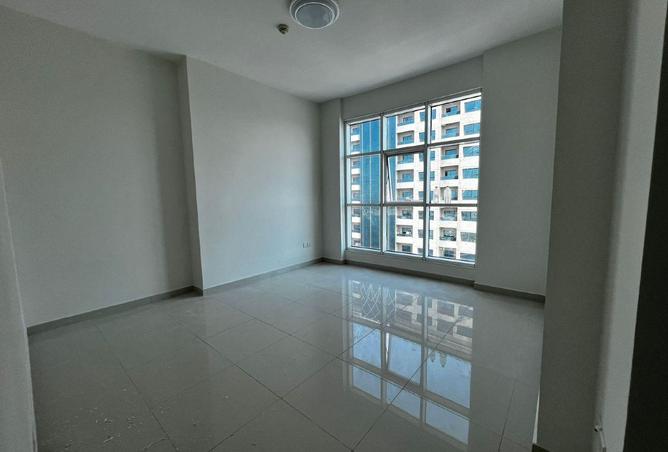 68271659 - Property Image 2