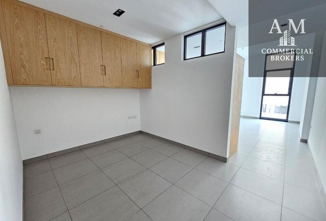 57371258 - Property Main Image