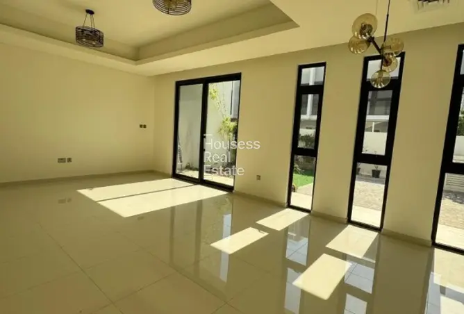 160112110 - Property Image 3