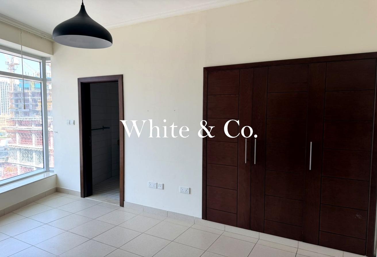 UNFURNISHED | GREAT VIEWS | LARGE LAYOUT photo 6