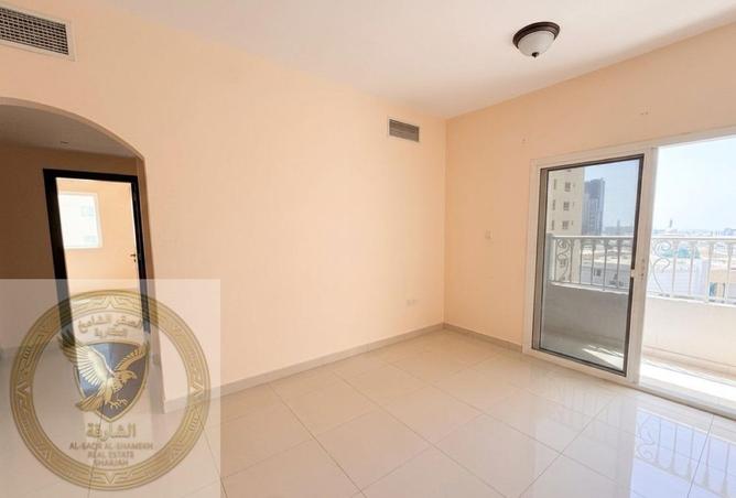 102820543 - Property Image 2