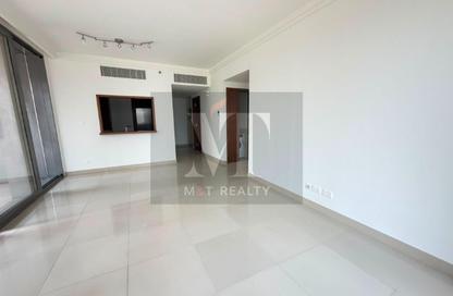 Apartment - 1 Bedroom - 2 Bathrooms for sale in Boulevard Point - Downtown Dubai - Dubai