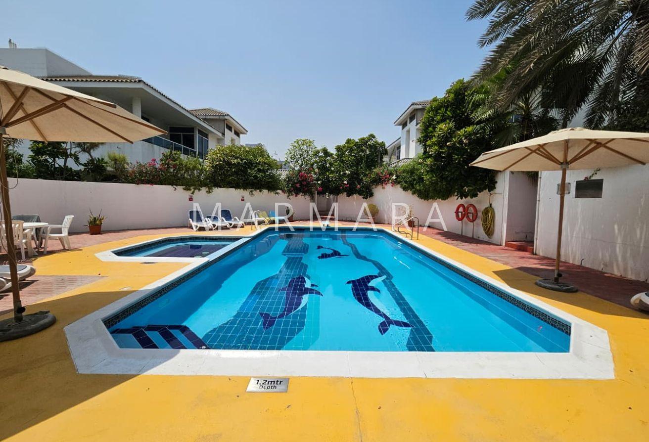 Amazing 5BR Villa | Private Garden | Shared Pool photo 2