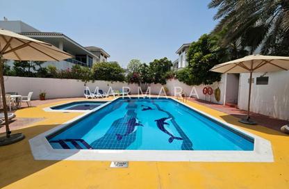 Villa - 5 Bedrooms - 5 Bathrooms for rent in Umm Suqeim 1 Villas - Umm Suqeim 1 - Umm Suqeim - Dubai