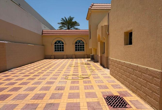 103240039 - Property Image 3
