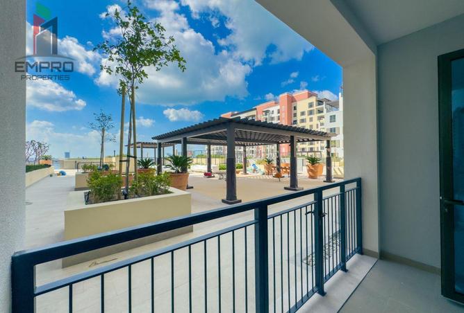 70692872 - صورة العقار 2