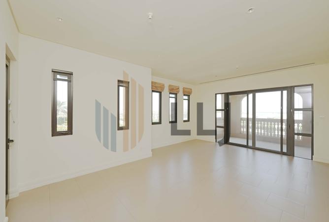 141927773 - Property Image 2