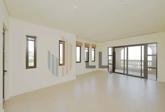 141927773 - Property Image 2