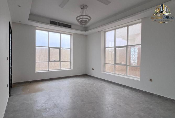 132001425 - Property Image 2